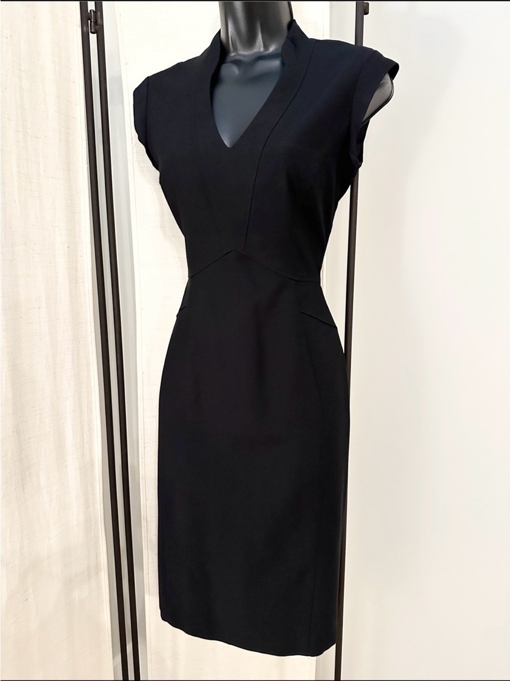 Reiss Black V-Neck Cap Sleeve Midi Sheath Dress - Picture 8 of 16
